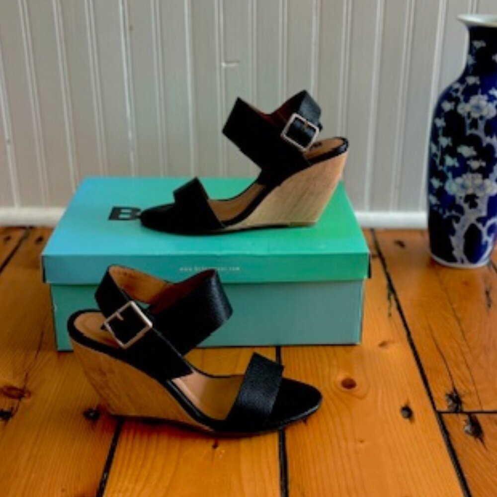 BC Heeled Black Leather Ankle Strap Sandals, Size 7